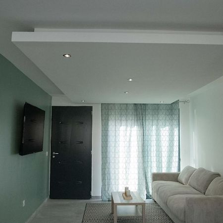 Studio Meuble Avec Terrasse 布克港 外观 照片